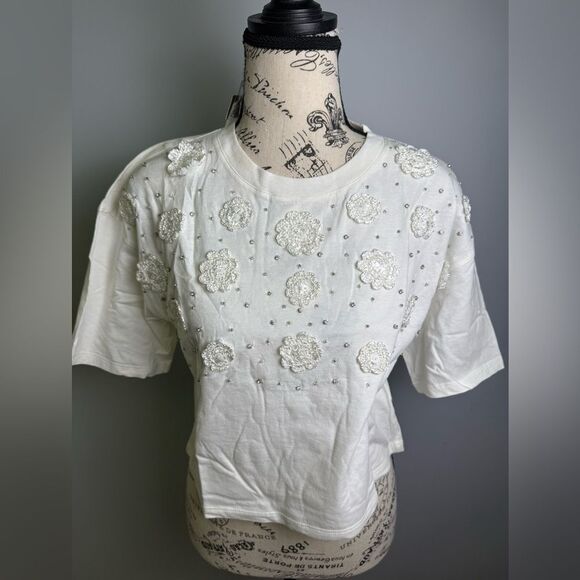 J.Crew Cropped T-shirt with crochet floral appliqués NWT Size S - Picture 2 of 10